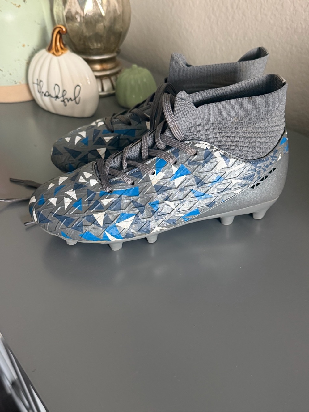 Dream Pairs Kits Gray and Blue Pull-On Cleats - Athletic Turf Shoes Size 1